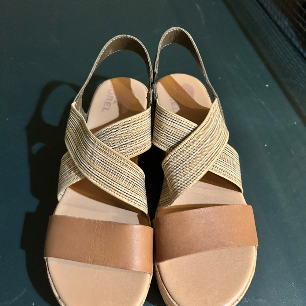Sorel Tan and Cream Sandals with Elastic Straps